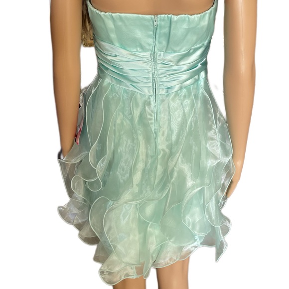 Sea Green Sleeveless Rhinestones Embellished Fit & Flare Dress Size 7/8 Prom - Picture 9 of 15
